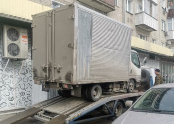 Житель Новосибирска погасил долг, чтобы не лишиться грузовика