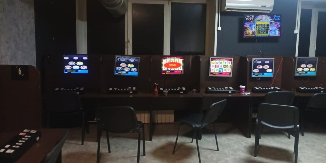 Силовики накрыли подпольное казино в центре Новосибирска