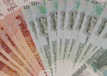 Более миллиона рублей задолжала строительная компания рабочим из Новосибирска