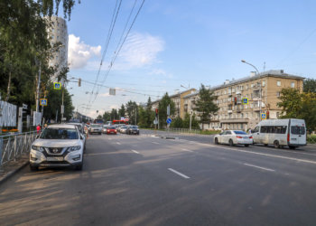 Бороться с пылью в Новосибирске будут в том числе с помощью благоустройства газонов