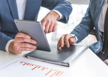 От ремонта игрушек до производства космических аппаратов: какой бизнес регистрируют сибиряки в Сбере