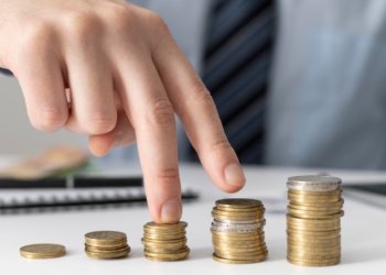 Более 180 млрд рублей удалось спасти Сберу от мошенников