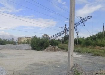 Уголовное дело возбудили из-за водителя погрузчика, который повредил ЛЭП в Бердске