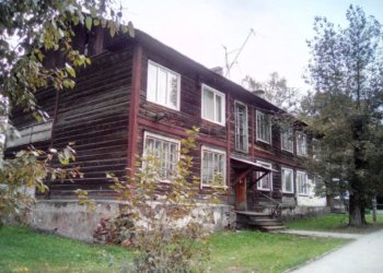 В Новосибирске ищут подрядчика для сноса дома 1935 года постройки