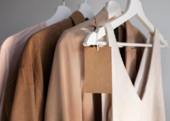 В России придумали способ продавать люксовые вещи без общения с покупателями