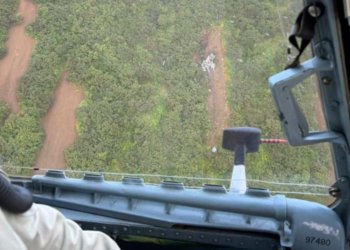 На Камчатке найдены обломки пропавшего вертолета Ми-8, среди погибших 22 человека