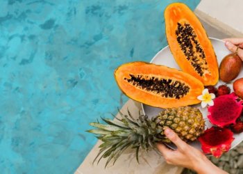 Российским туристам без 900 тысяч рублей на счету запретят въезд на Пхукет