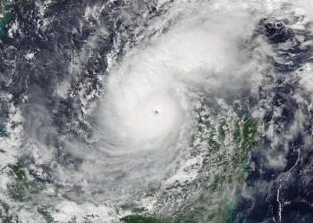 Во Флориде эвакуируют более пяти миллионов человек из-за урагана