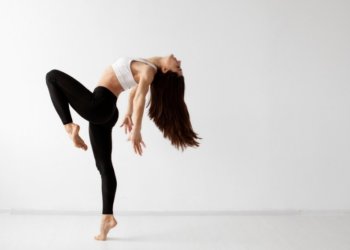 Незаконно уволенный работник культуры в Новосибирской области отсудил у организации 227 тысяч рублей