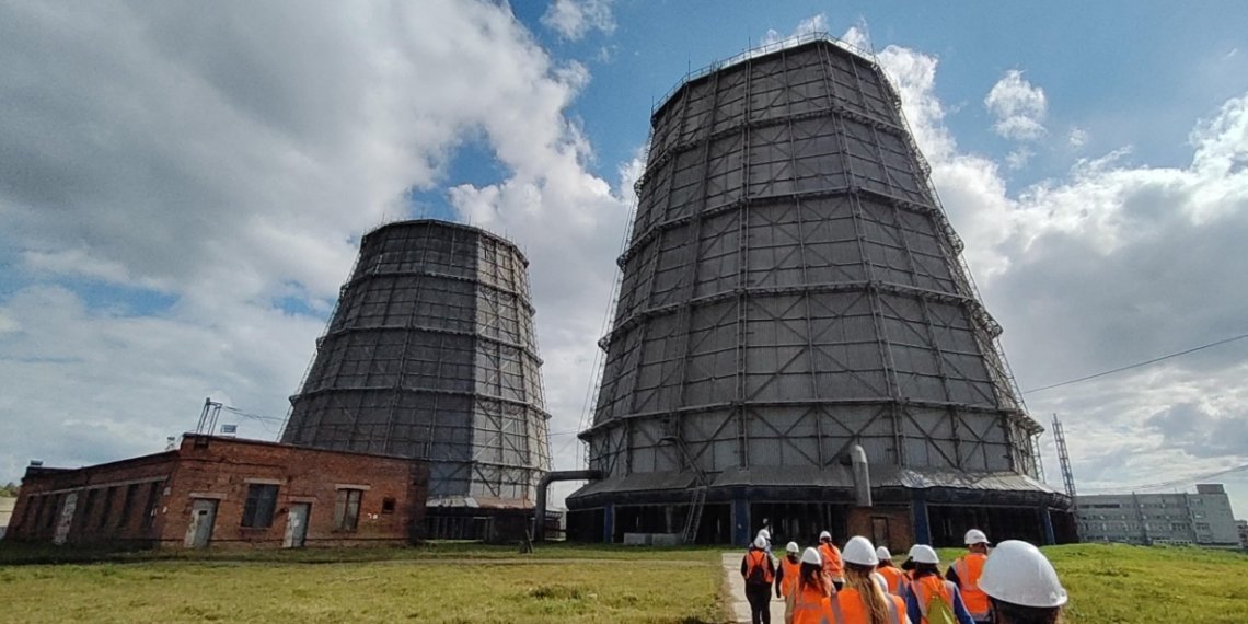 Остановка насосов на ТЭЦ-4 в Новосибирске оставила без отопления несколько улиц