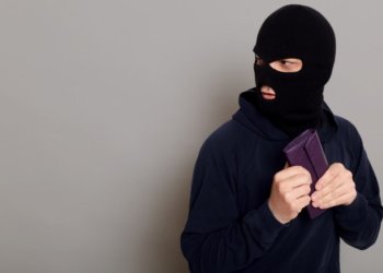 Под Новосибирском задержан подозреваемый в грабеже