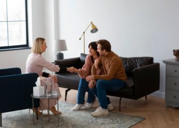 В Госдуму внесли законопроект об обязательном посещении психолога при разводе