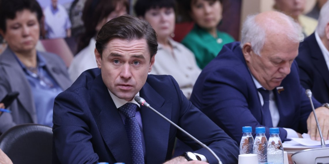 Предложение Александра Аксёненко по распределению выпускников поддержал министр Просвещения РФ