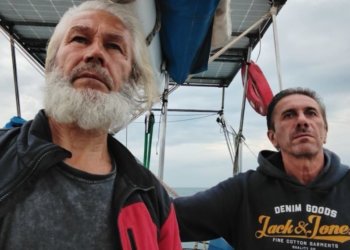 Сибиряки завершили экстремальное кругосветное путешествие в Кронштадте