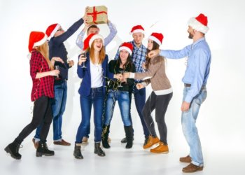 15% жителей Новосибирска не согласны с количеством новогодних выходных