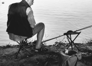 Краснокнижного осетра на 480 тысяч рублей выловил житель Бийска