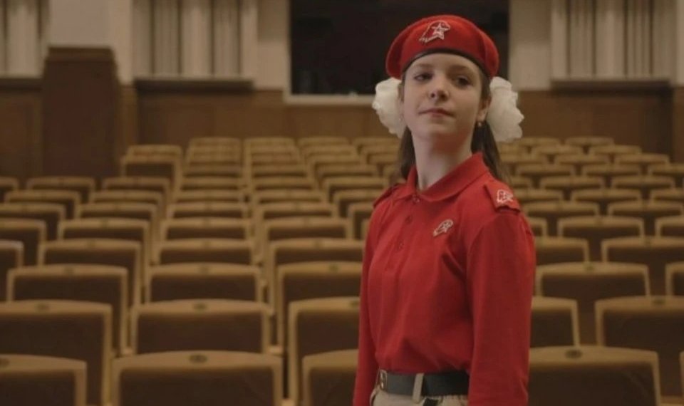 Школьница из Новосибирской области выступит на одной сцене с Ларисой Долиной и Шаманом