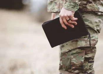 Минобороны РФ предложило лишать контрактников единовременных выплат за проступки