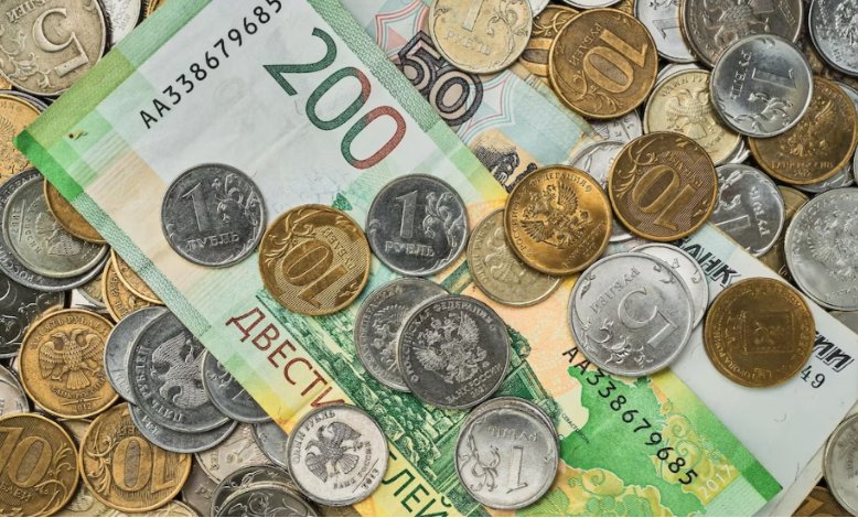 Бывшую сотрудницу полиции в Красноярске обвинили в растрате 1,4 млн рублей