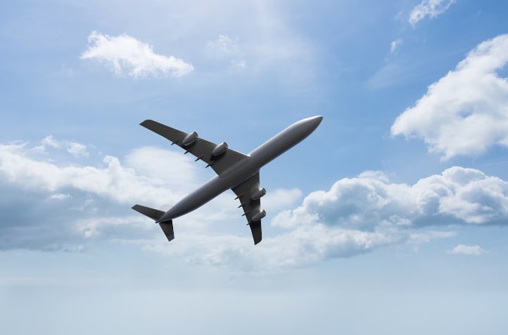 Российская авиакомпания ввела скидку в 50% для детей до 12 лет