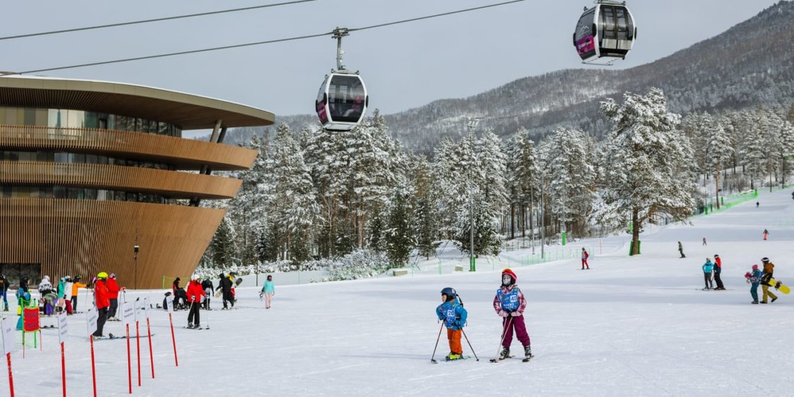 «Манжерок» встречает зимний сезон: 50 км горнолыжных трасс и новые аттракционы