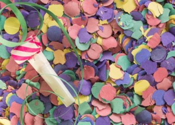 Врачи рассказали, чем опасны петарды и хлопушки