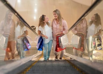 Стал известен график работы ТРЦ Новосибирска на новогодние праздники