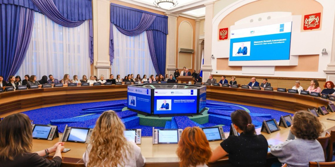 Совместные усилия бизнеса и власти: в Новосибирске подвели итоги года деятельности проекта «ОПОРА – детям»