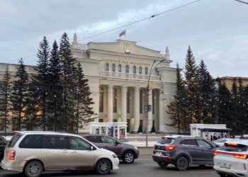 Пробки в 9 баллов сковали Новосибирск в рабочую субботу