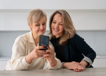 Внучка оформила 400 тысяч рублей кредита на бабушку в Алтайском крае