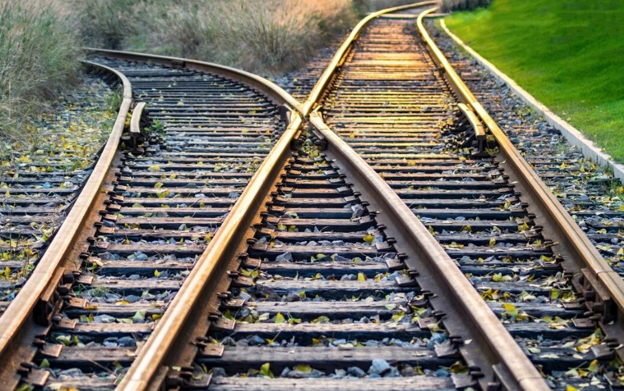 Два новосибирских завода участвуют в строительстве железной магистрали и нового поезда