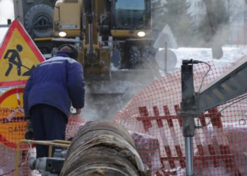 Более 140 домов остаются без тепла более суток в Ленинском районе Новосибирска