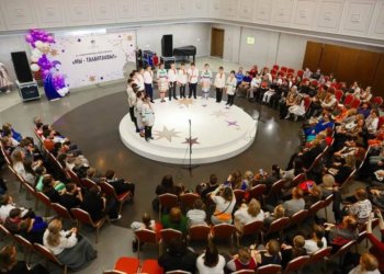 Безграничные возможности: в Новосибирске прошел фестиваль талантов детей с ограниченными возможностями здоровья «Мы талантливы!»