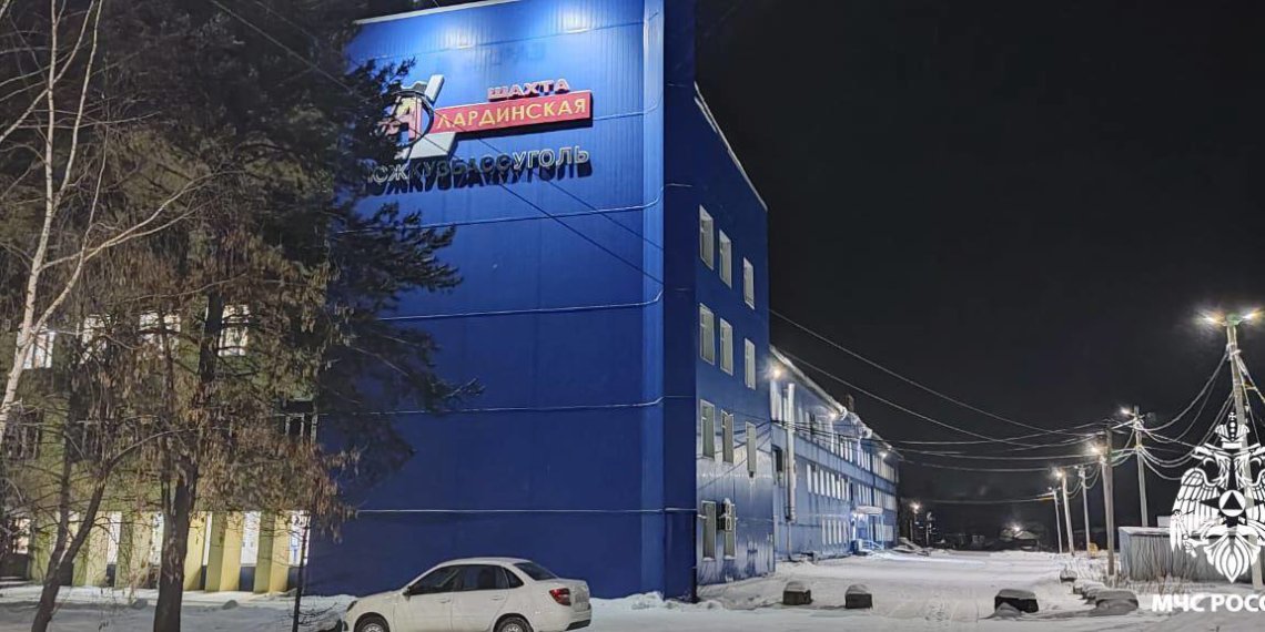 В Кузбассе 120 горняков вывели из шахты из-за пожара