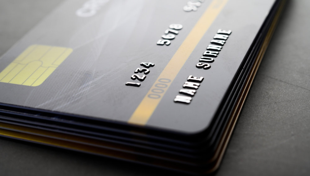 В Новосибирской области выдача кредиток снизилась почти на 16%