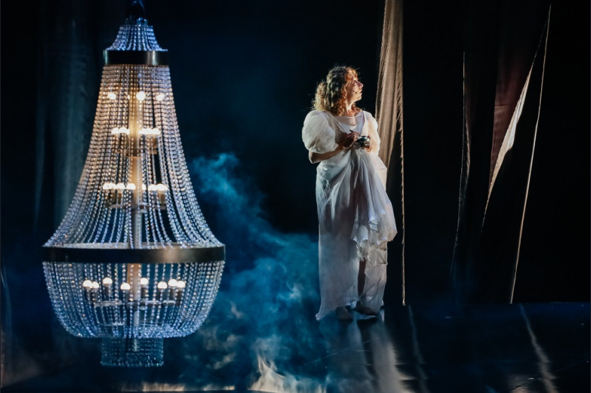 Новосибирский «Глобус» и алтайский Молодежный театр проведут обменные гастроли