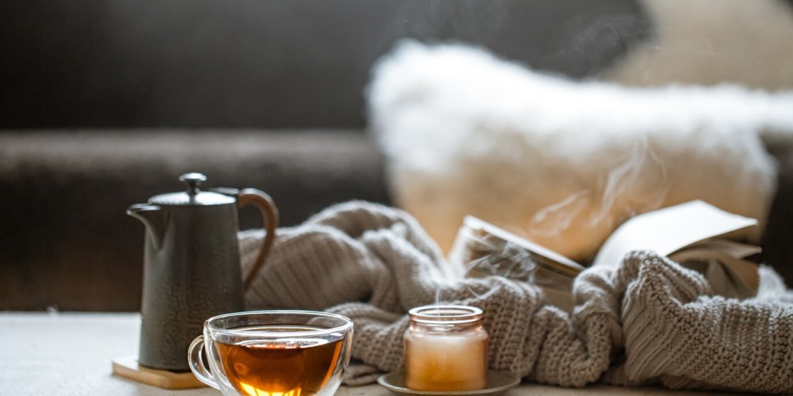 День горячего чая и праздник изумительных диких мужчин: календарь на 12 января