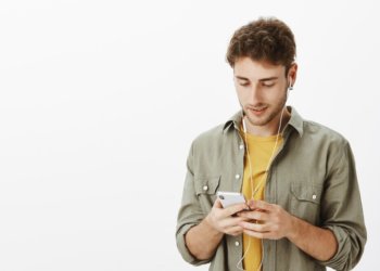 Платформа для создания генеалогических древ покидает Россию