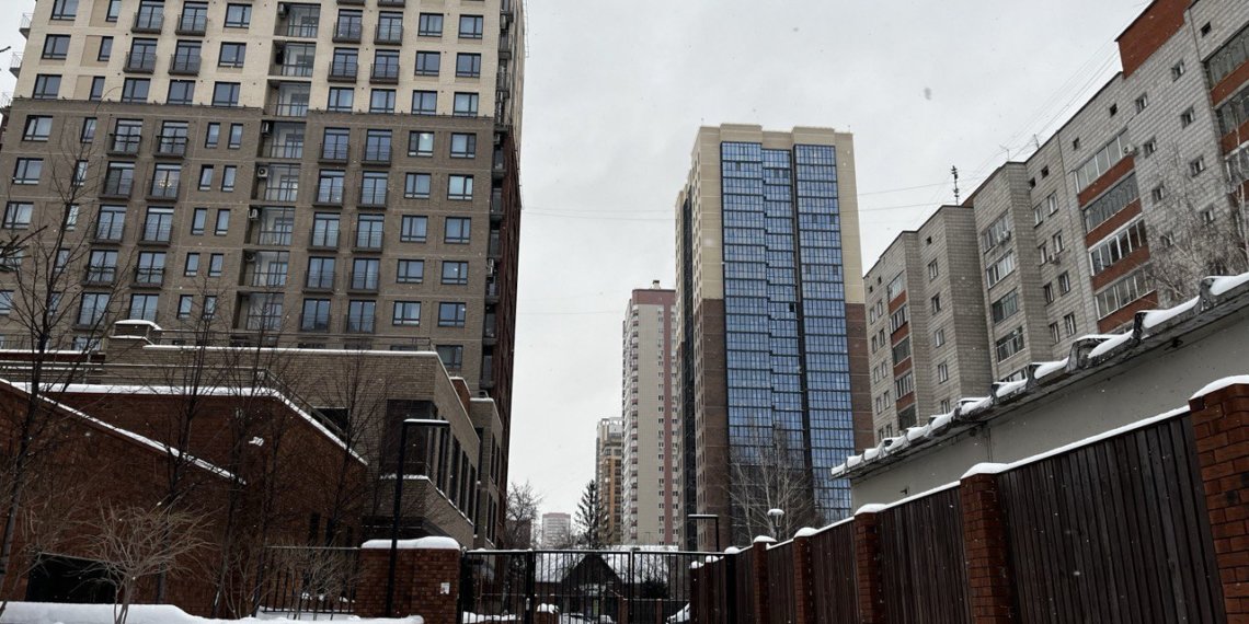 Житель Омска три раза продал несуществующий холодильник