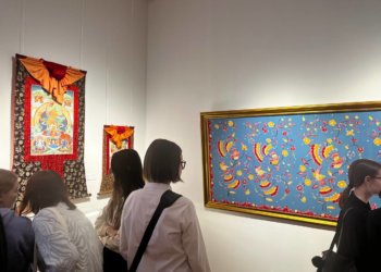 Атмосферу Индонезии привезли в Новосибирск с новой выставкой