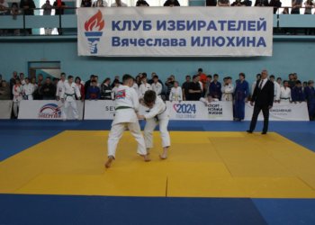 Гибкий путь к победе: дзюдоисты померились мастерством в Пашино