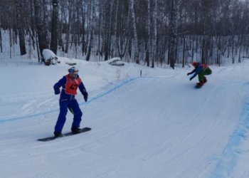 В Новосибирской области открылась новая трасса для сноуборд-кросса