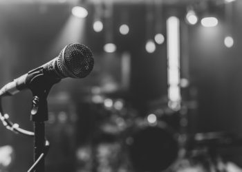 Владимир Путин присвоил Кате Лель и Елене Ваенге звание «Заслуженный артист России»