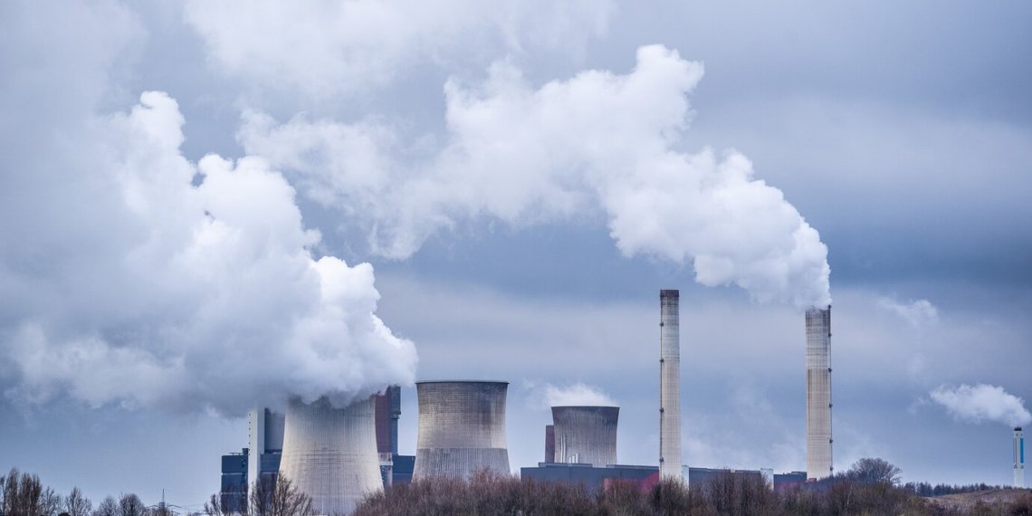 Режим «черного неба» в четвертый раз продлили в Новосибирской области