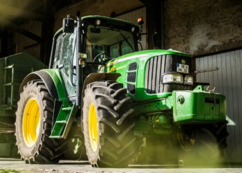 Антимонопольщики организовали проверку роста цен на сельхозтехнику в России