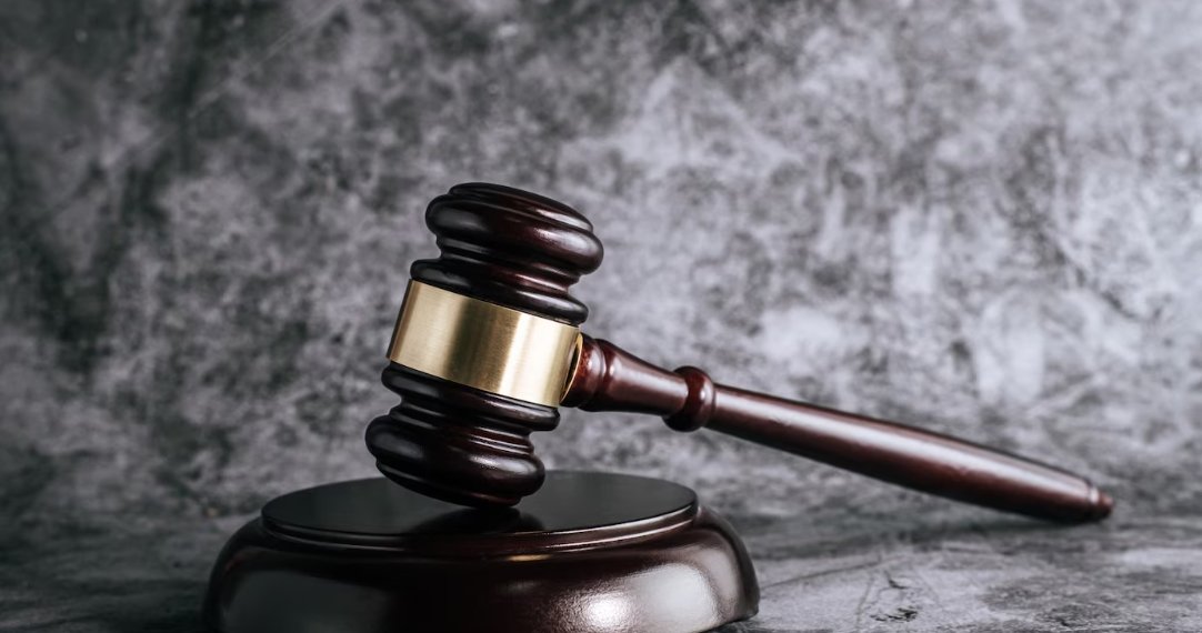 Житель Барнаула заплатит 10 тысяч рублей за использование изображения Чебурашки