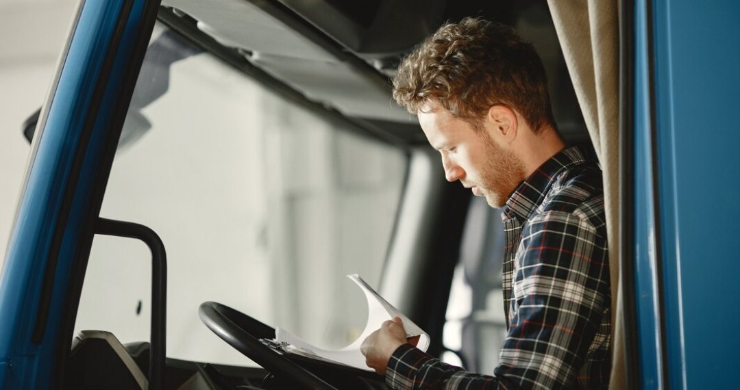 В каких отраслях Новосибирской области предлагают зарплату 200 тысяч рублей?