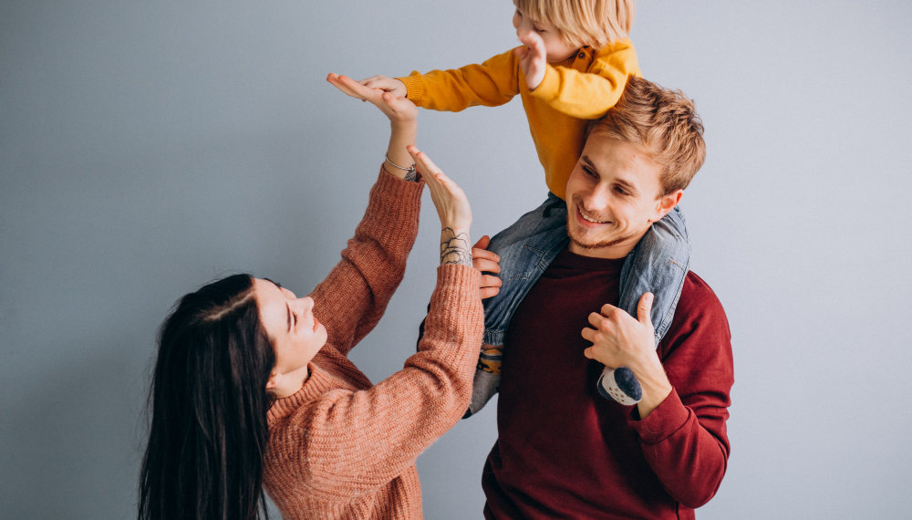 Росмолодежь предложила молодым родителям разрешить работать по гибкому графику