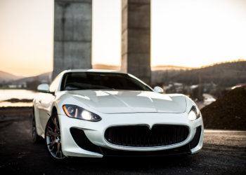 В России на 32% подскочили продажи люксовых автомобилей в феврале