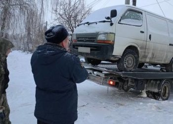 У новосибирца отняли микроавтобус из-за долга в два миллиона рублей
